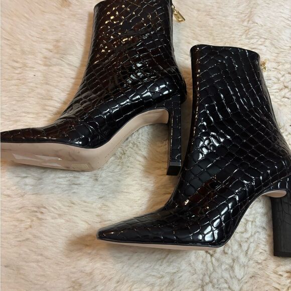 Good American Black Heeled Boots with Stiletto Heel - Picture 2 of 7